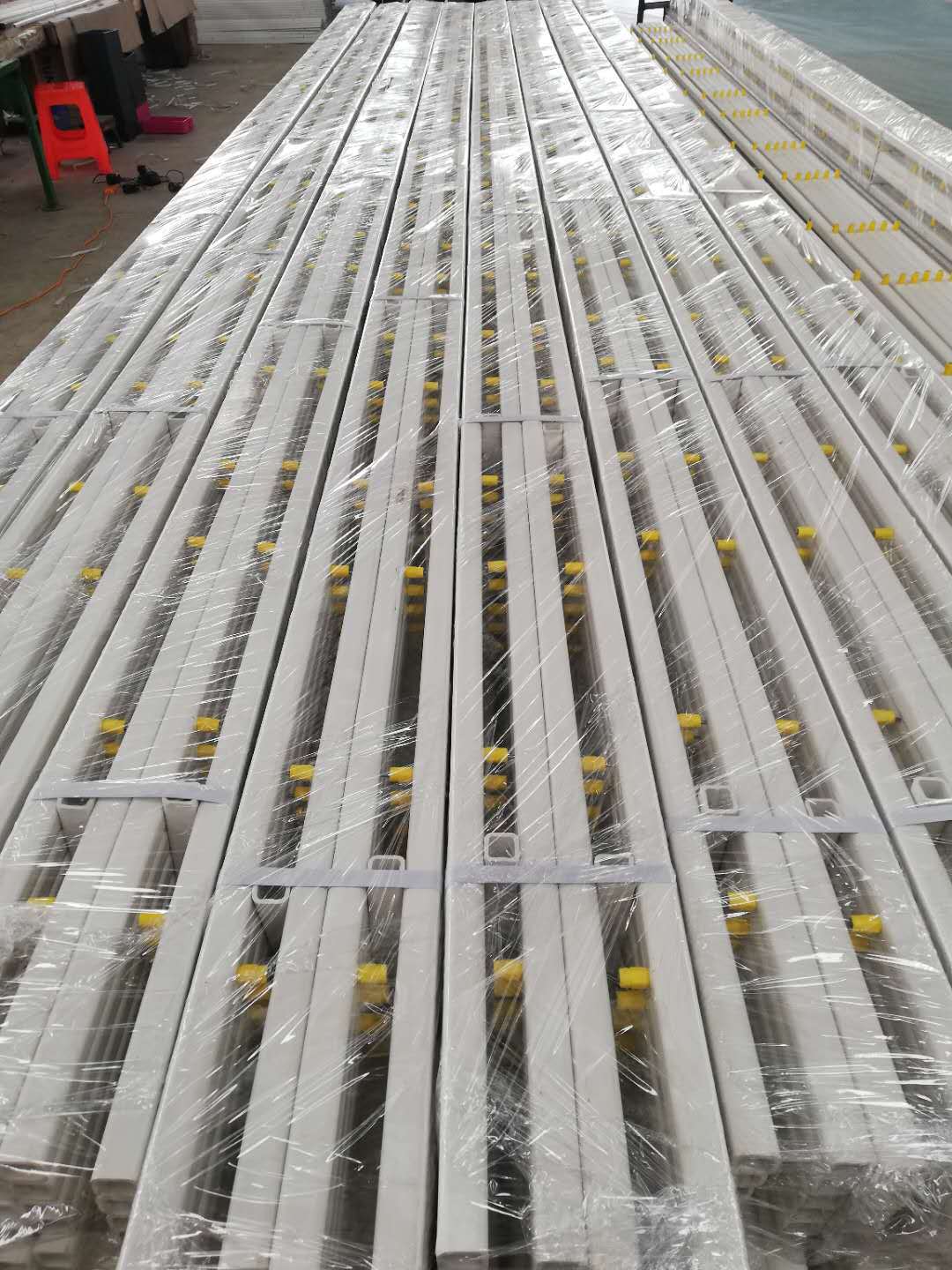 tubo cuadrado de pvc (13)