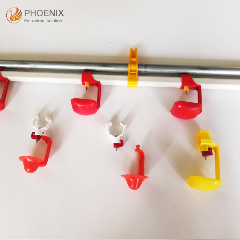 nipple drinker with drip cup800 bebedero de tetina con vaso antigoteo800