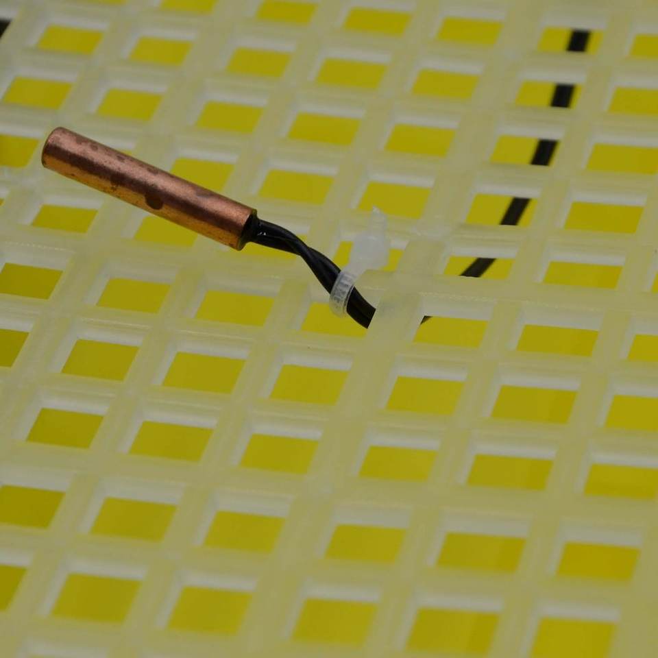mini egg incubator miniincubadora200