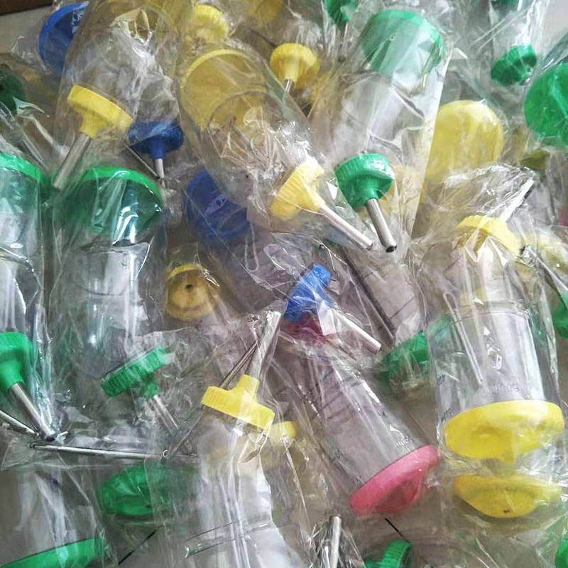 Rabbit-Nipple-Water-Drinker-Bottle0002 Bebedero-de-agua-tetina-conejo-0002