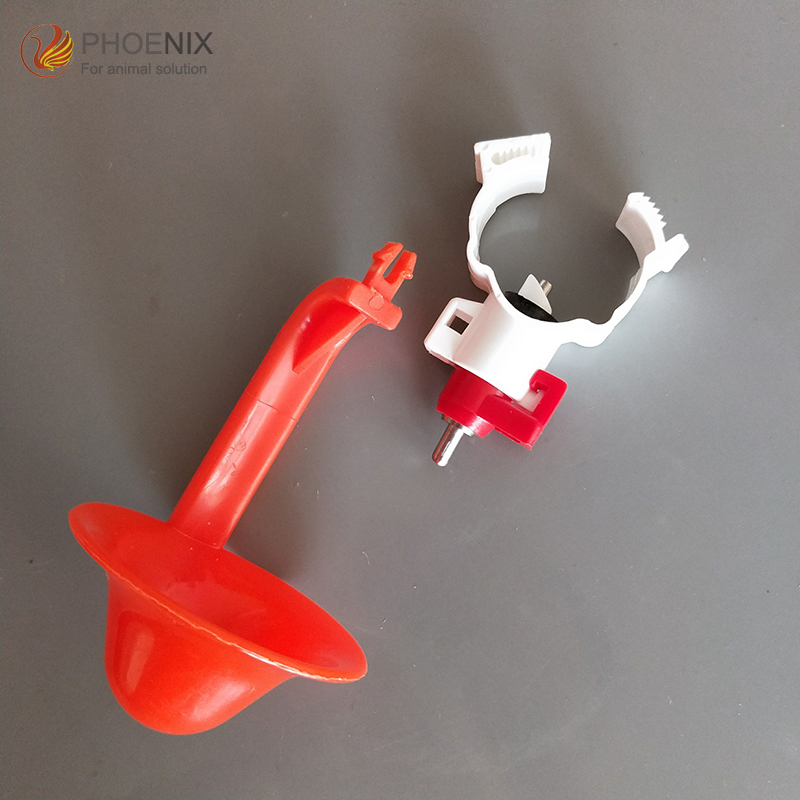 nipple drinker with drip cup bebedero de tetina con vaso antigoteo